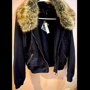 Navy blue winter jacket with fur!